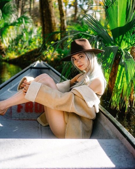 große titten xxx onlyfans schön nackt Ungesehen