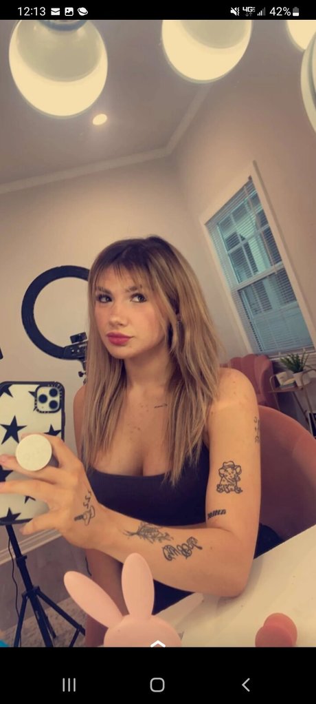 Bailey Rose OnlyFans-Bilder