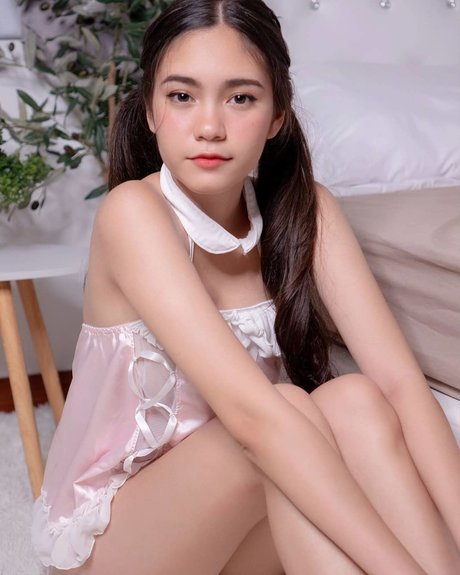 Isabelle Haris_ NurlyFans-Brüste