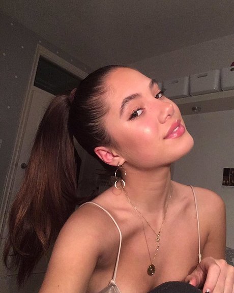 Saoirse Alicia Behzadi_ Leaked OnlyFans Sex