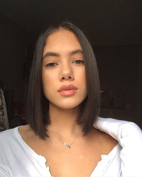 Saoirse Alicia Behzadi_ OnlyFans Nackt Leak