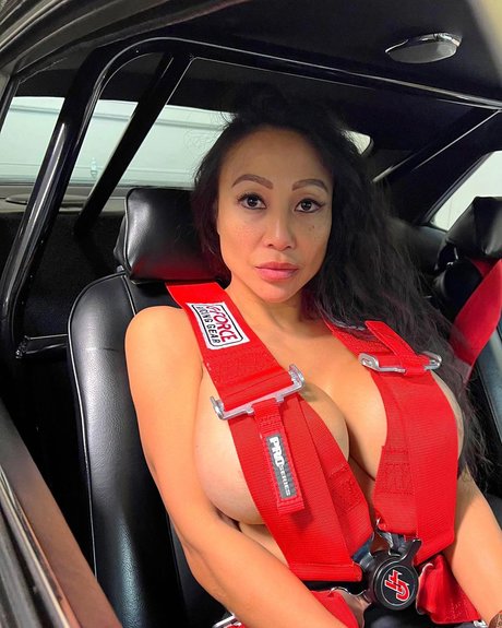 Shelley Nackt auf OnlyFans