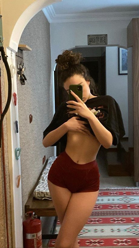 Aleynakutluay Nackt OnlyFans