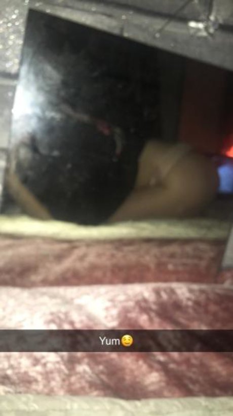 _Bat Brookes_ OnlyFans Fotos