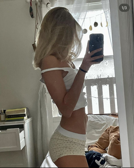 Estelle Harsh NSFW OnlyFans