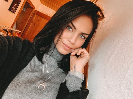 Marlen Valderrama Alvarez OnlyFans-Rezensionen