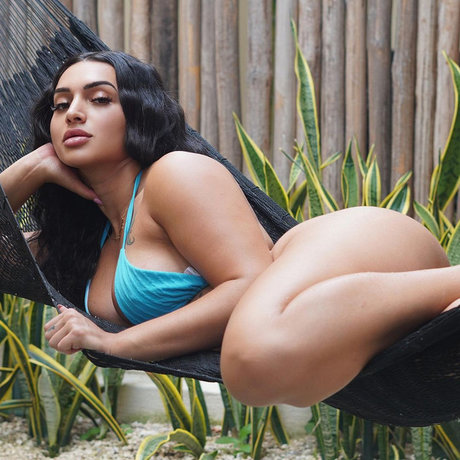 Nebby Fusco_ OnlyFans-Komplettinhalte