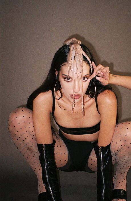 _Sad Samo OnlyFans Inhaltstyp