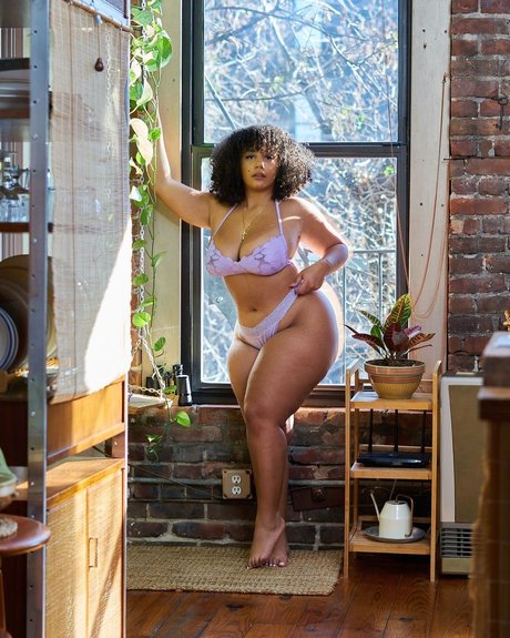 Scarlet Cas_ OnlyFans Bilder nackt