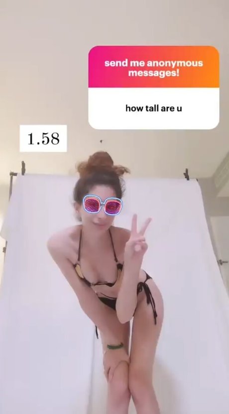 Maya Gold OnlyFans öffentliche Fotos OnlyFans