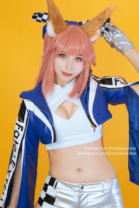 Maki Eraclea OnlyFans Model Fotos