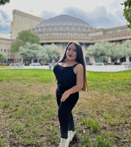 Saxarovagul OnlyFans-Fotos