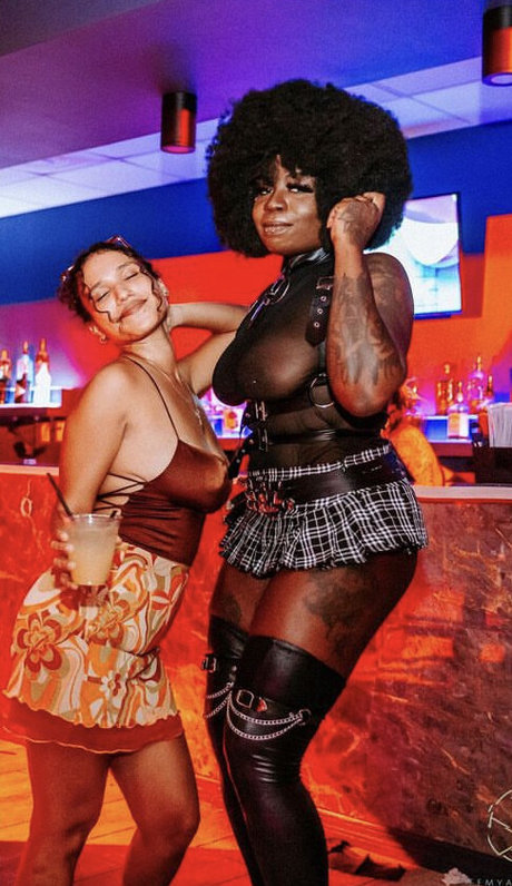 Gem Sapphir OnlyFans Inhalte