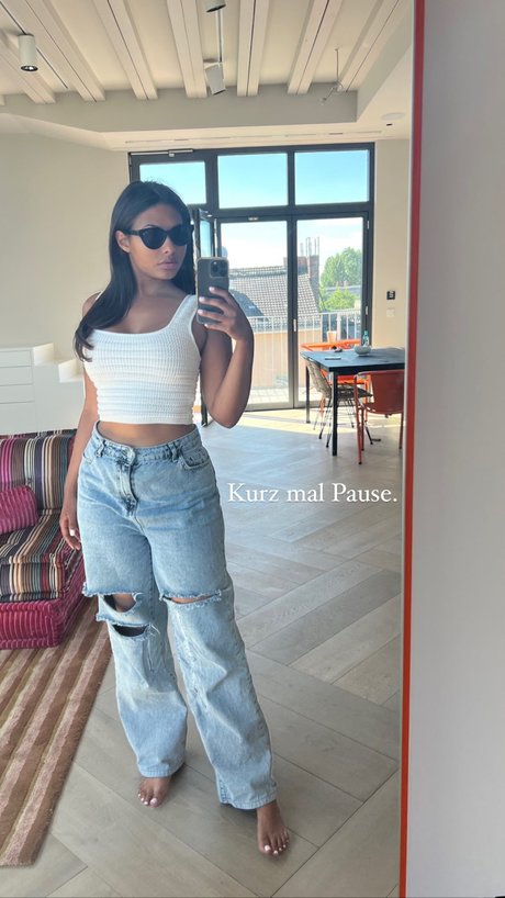 Steph Esther Nacktbilder von OnlyFans geleakt