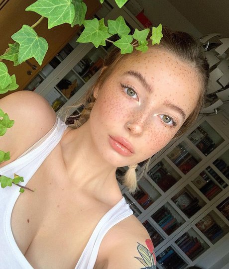 Caelyn Mathews OnlyFans Leaks Nacktbilder