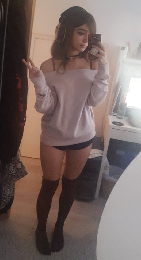 Csillabu OnlyFans-Bilder