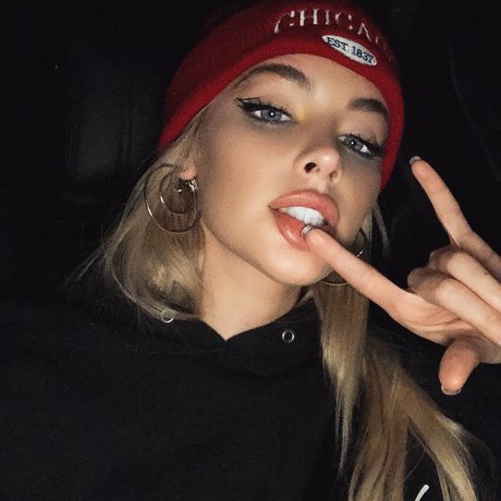 Jean Watts OnlyFans-Creator