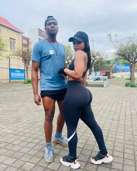 Sharon Gambu Nacktpornos auf OnlyFans