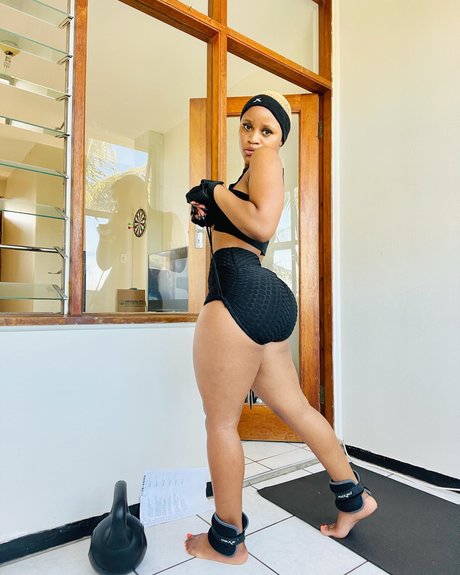 Sharon Gambu Nackt auf OnlyFans Leak