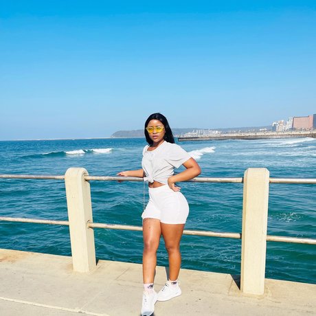 Sharon Gambu Nacktporno OnlyFans