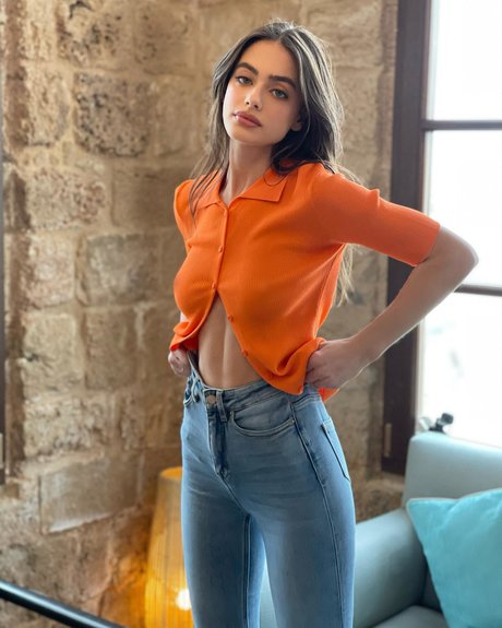 teen füße onlyfans Kunst nackt Galerie