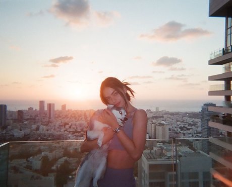 Yael Shelbia Kostenlose OnlyFans-Pornos