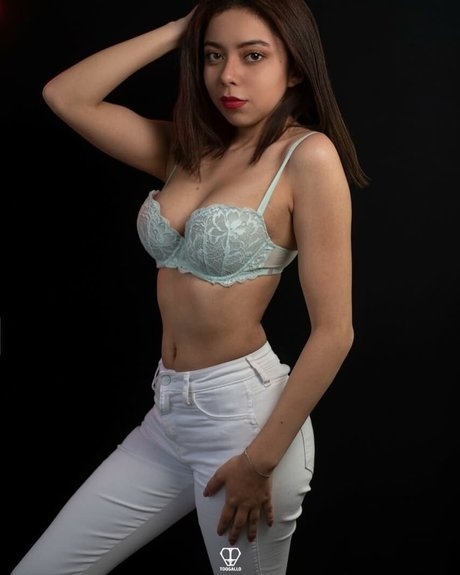 Alma Hernandez Nacktbilder von OnlyFans geleakt