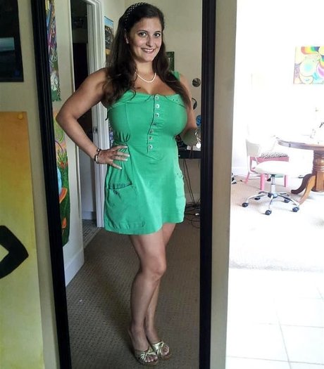 Avery Milla OnlyFans Nackt Leak