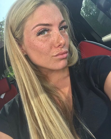 Bethany Samuels OnlyFans Nacktbilder