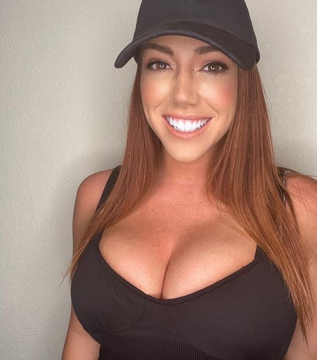 Renee Lynn_ Nacktbilder von OnlyFans