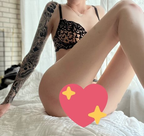 Alliury Xaerha Heiße OnlyFans Inhalte