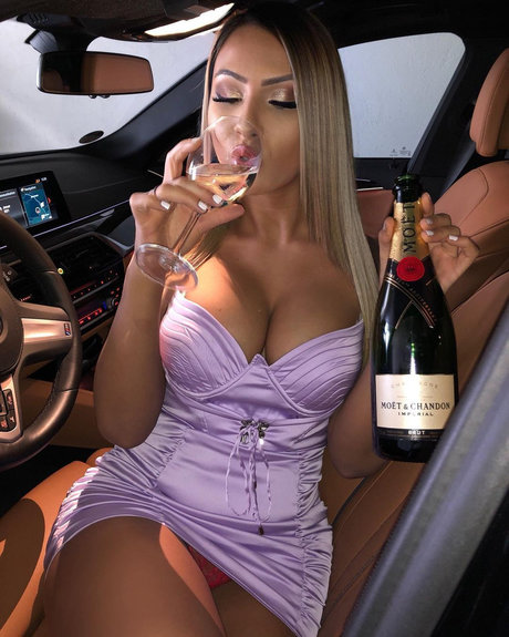 Vasilka Vazzzlegramm OnlyFans Fotos