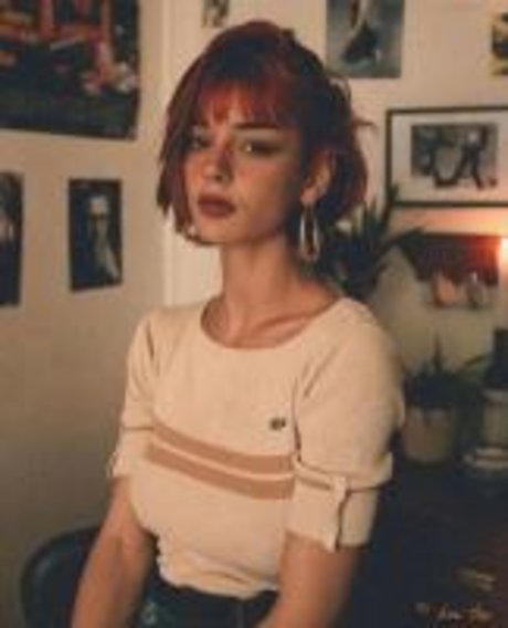 Roxane Eylaud_ OnlyFans Inhalte