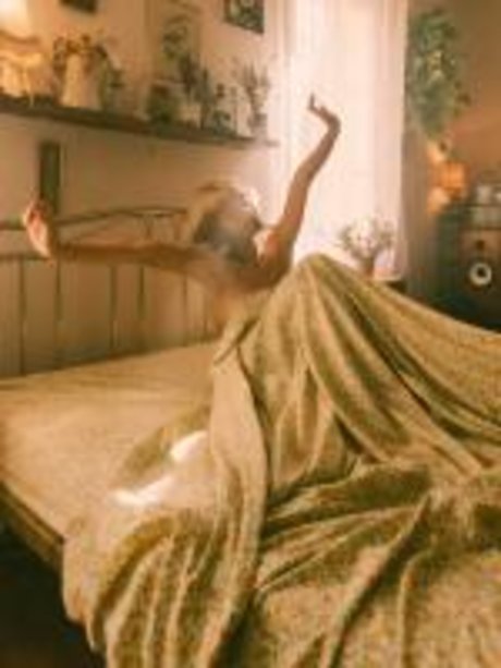 Roxane Eylaud_ OnlyFans Fotos