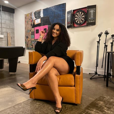 Falliie OnlyFans-Rezensionen