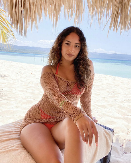 Kassandra Lee_ Nacktbilder von OnlyFans