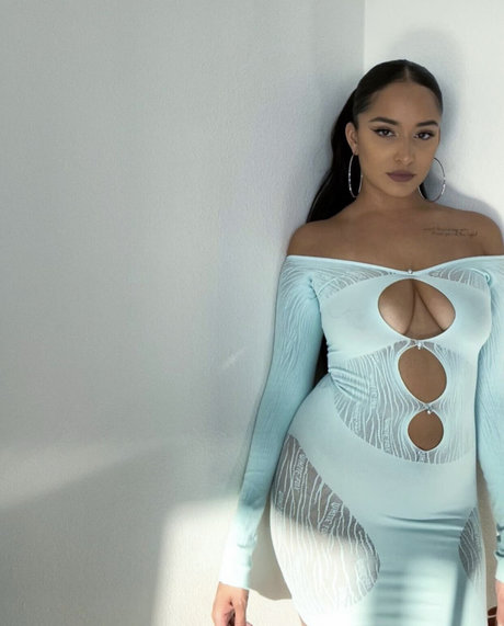 Kassandra Lee_ OnlyFans Inhalte