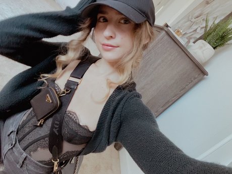 Knights Ry Nacktbilder geleakt