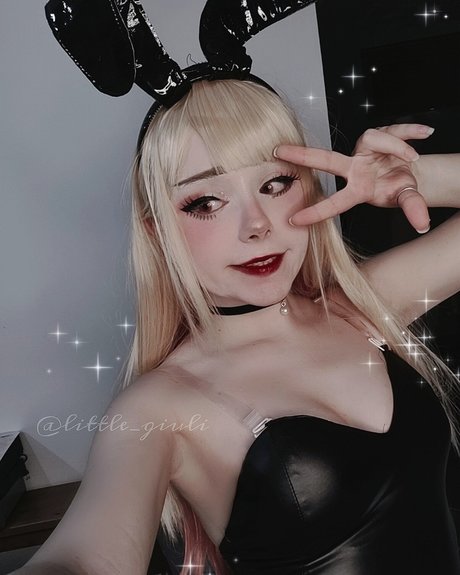 Little Giuli OnlyFans Nacktbilder