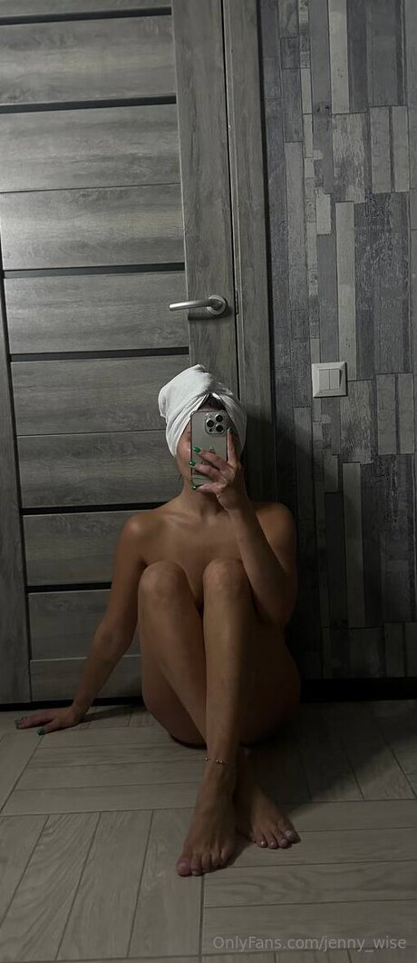 Jenny Wise OnlyFans Strip