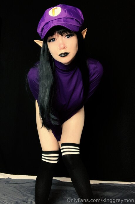 Kinggreymon Only ...