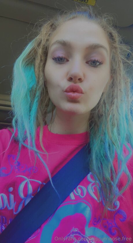 Trippymoose Free Strip OnlyFans