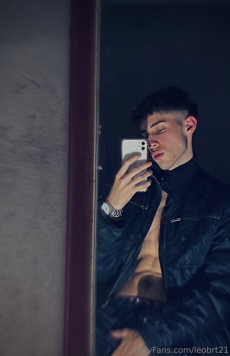 Leobrt21 OnlyFans geleakte Brüste