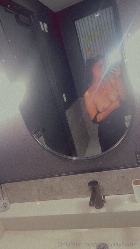 Outofthespotlight OnlyFans XX