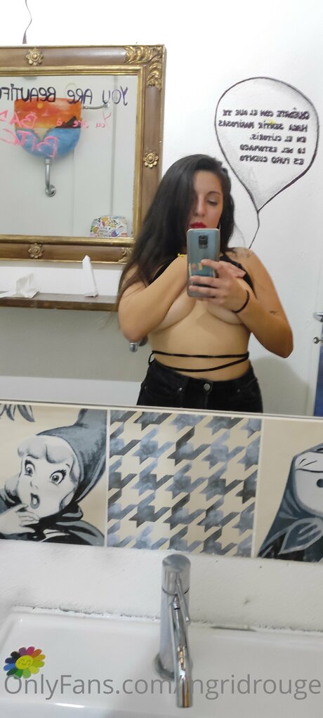 Ingridrouge Leaks von OnlyFans