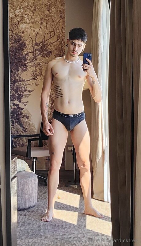 Fitboyfatdickfree XXX OnlyFans