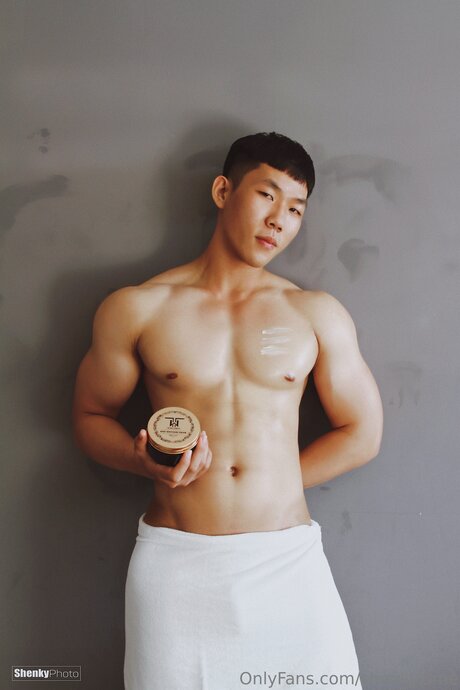 Shenkyisme Nacktbilder von OnlyFans