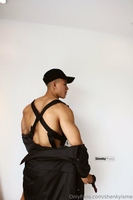 Shenkyisme Brüste OnlyFans