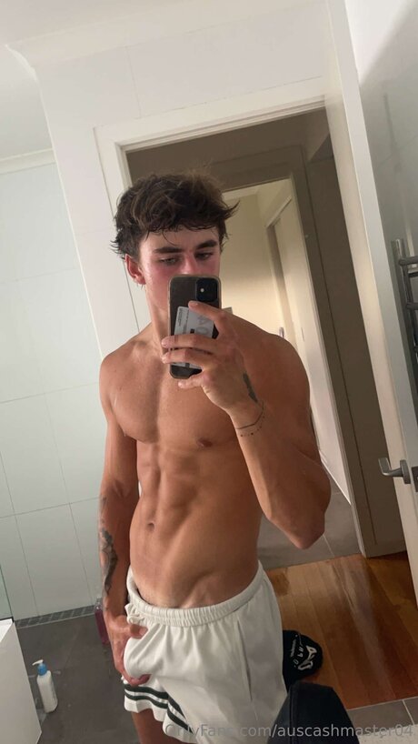 Auscashmaster04 Titten OnlyFans