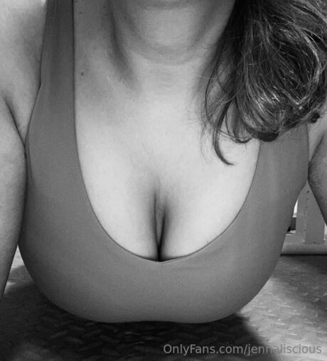 Jennaliscious XXX OnlyFans